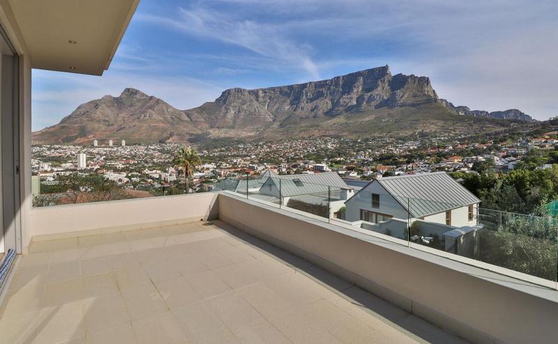 4 Bedroom Property for Sale in Tamboerskloof Western Cape